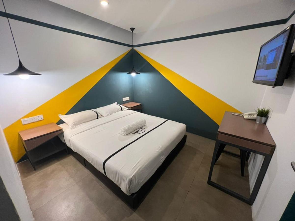 Smile Hotel Cheras Sri Permaisuri Kuala Lumpur Ngoại thất bức ảnh